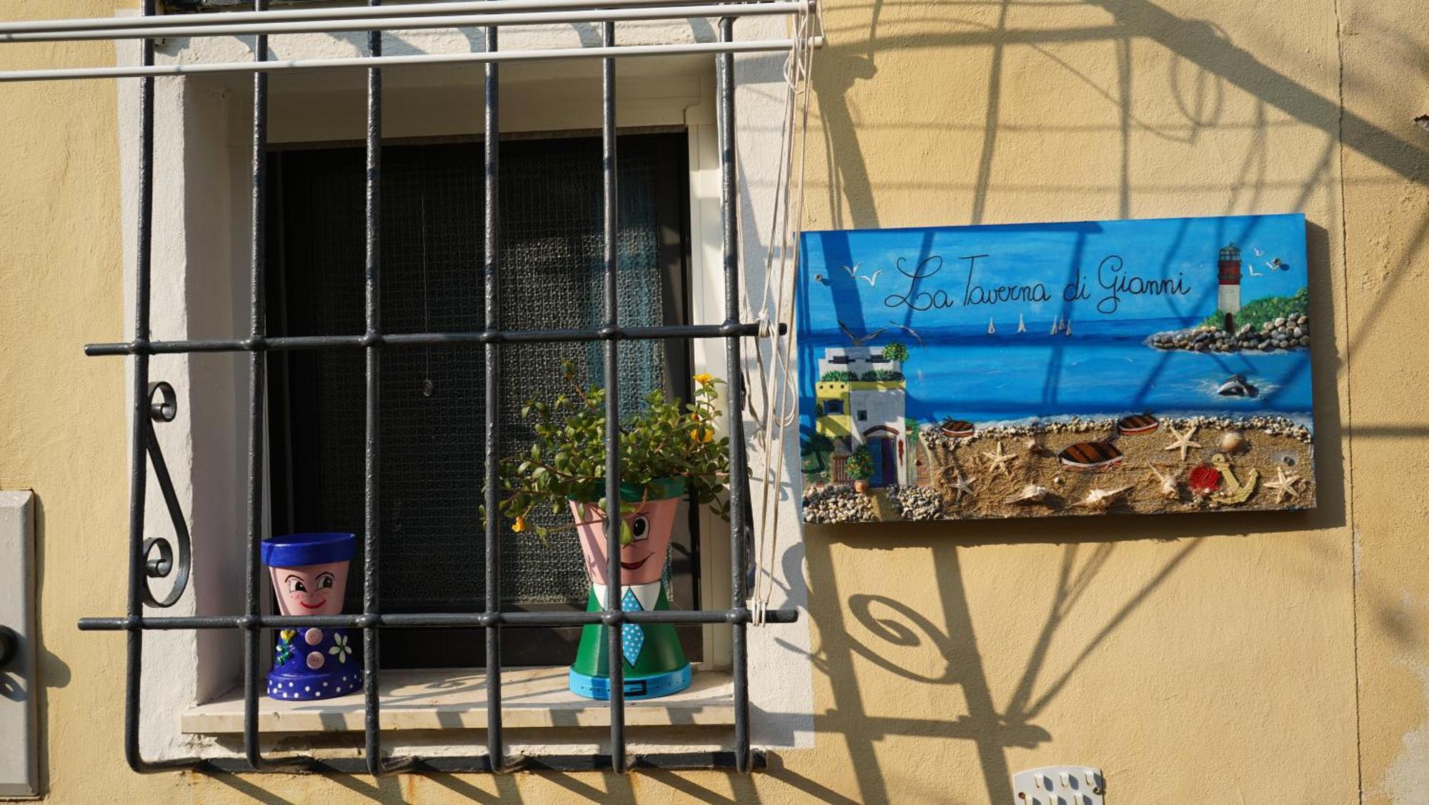 La Taverna Di Gianni Near The Beach Italy Riviera 萨沃纳 外观 照片